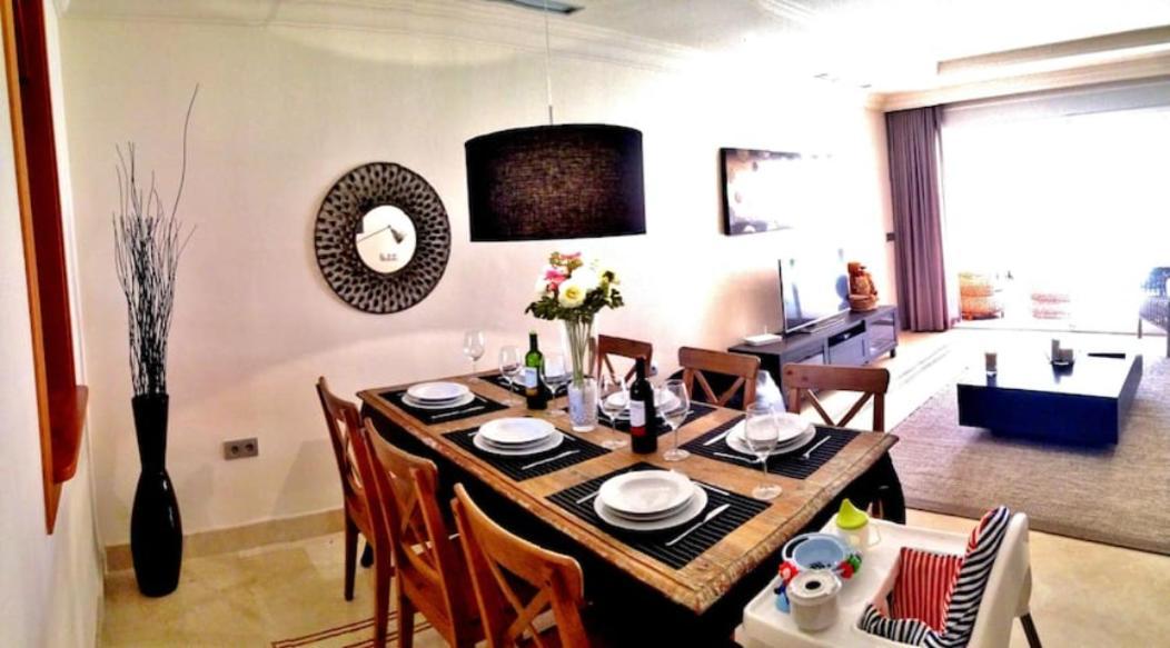 Aloha Hill Club 5 Star Golf Near Ppuerto Banus, Playground Of The Rich And Famous Marbella