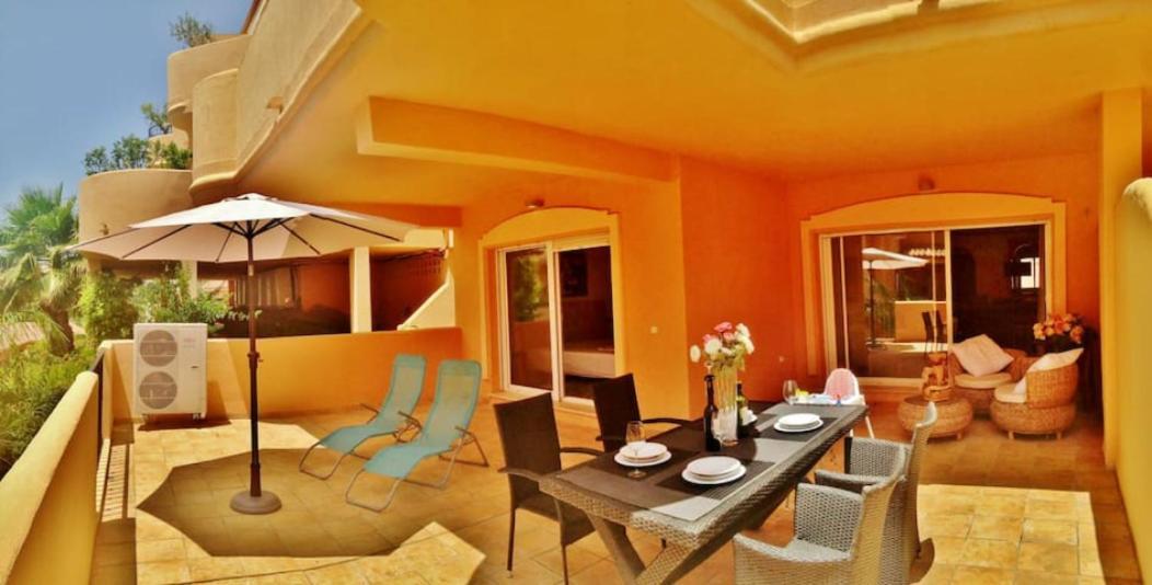 Aloha Hill Club 5 Star Golf Near Ppuerto Banus, Playground Of The Rich And Famous Apartment